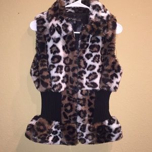 Women’s Furry Leopard Vest